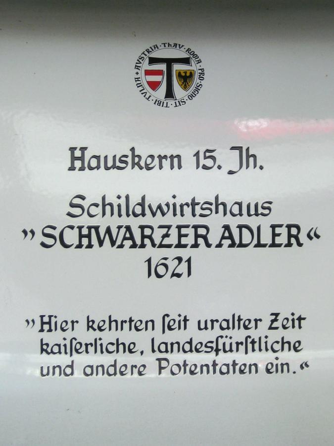 Zum Schwarzen Adler Apartment Tulln An Der Donau Exterior photo